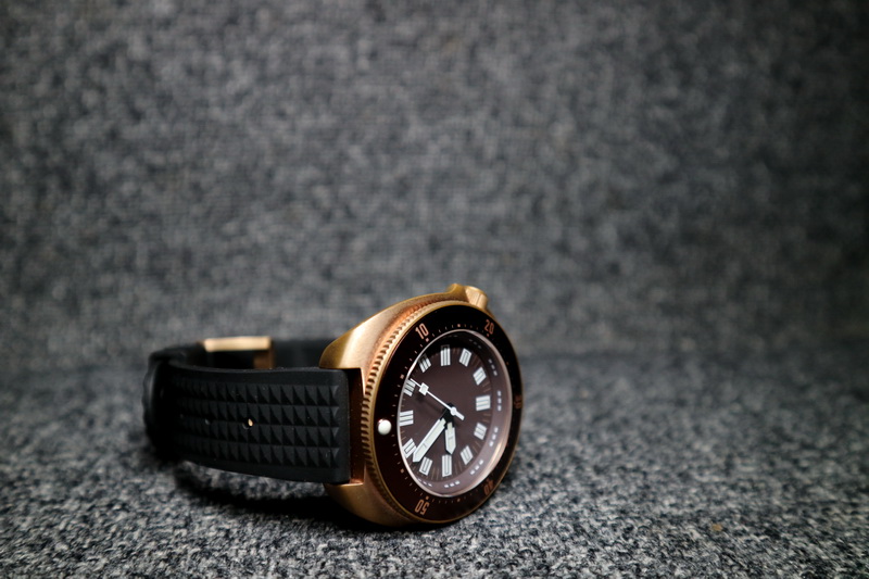 Bronze watch patina cleaning