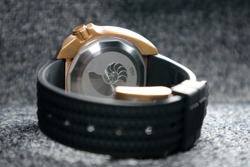 Bronze watch patina cleaning