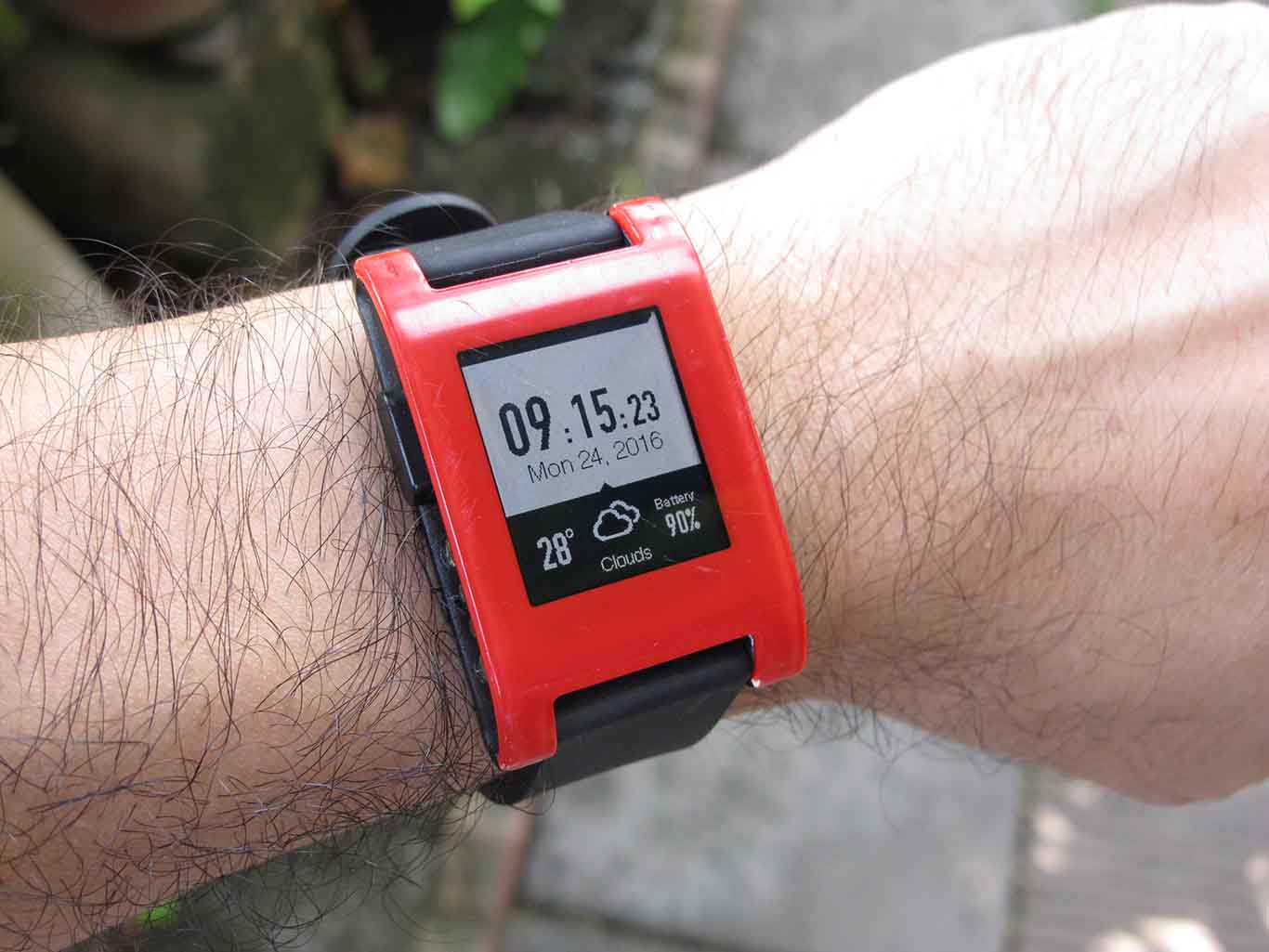 Pebble Watch Classic ยุคแรกเริ่มของ Smart Watch ที่ยังไปได้ดี