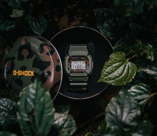 Casio G-SHOCK X SBTG DW-5600