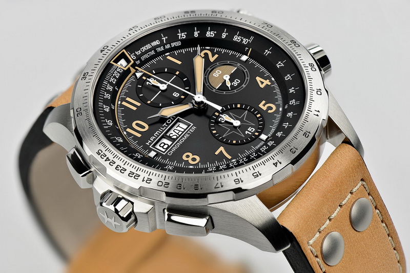 100 ปีที่ Hamilton อยู่ในโลกการบิน Hamilton Khaki X-Wind Chrono