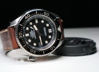 Seiko MarineMaster MM300 SBDX001