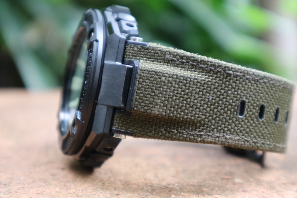 Casio G-Shock GST-S130BC-1A3 มีดีที่สาย Casio G-Shock GST-S130BC-1A3 Casio G-Shock GST-S130BC-1A3