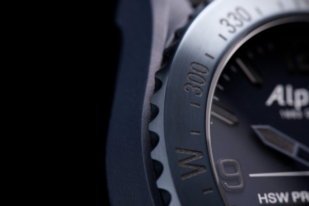 Alpina AlpinerX Space Edition
