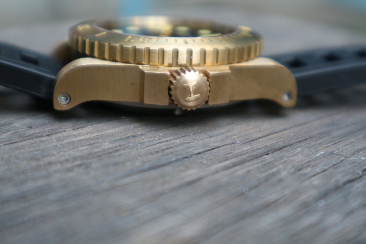 Helson Shark Diver Brass 45