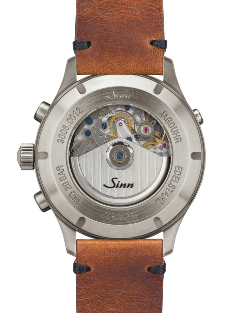 Sinn EZM12 – Hunting Watch 3006 คว้ารางวัลออกแบบยอดเยี่ยมแห่งเยอมนี Sinn EZM12 Sinn EZM12