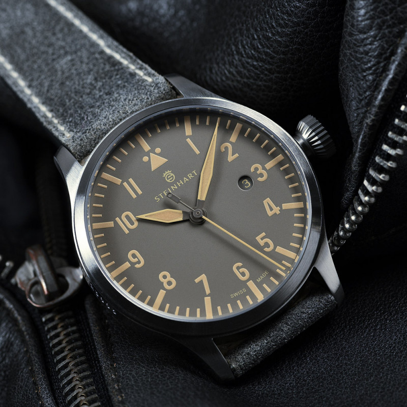 Steinhart Nav B-Uhr Date Vintage