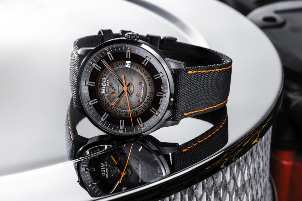 Mido Commander Gradient เติมความสปอร์ตบนหน้าปัดใส Mido Commander Gradient