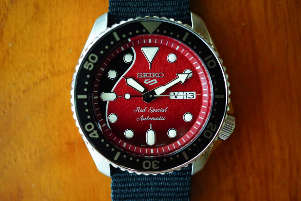 Seiko 5 Sports SRPE81K