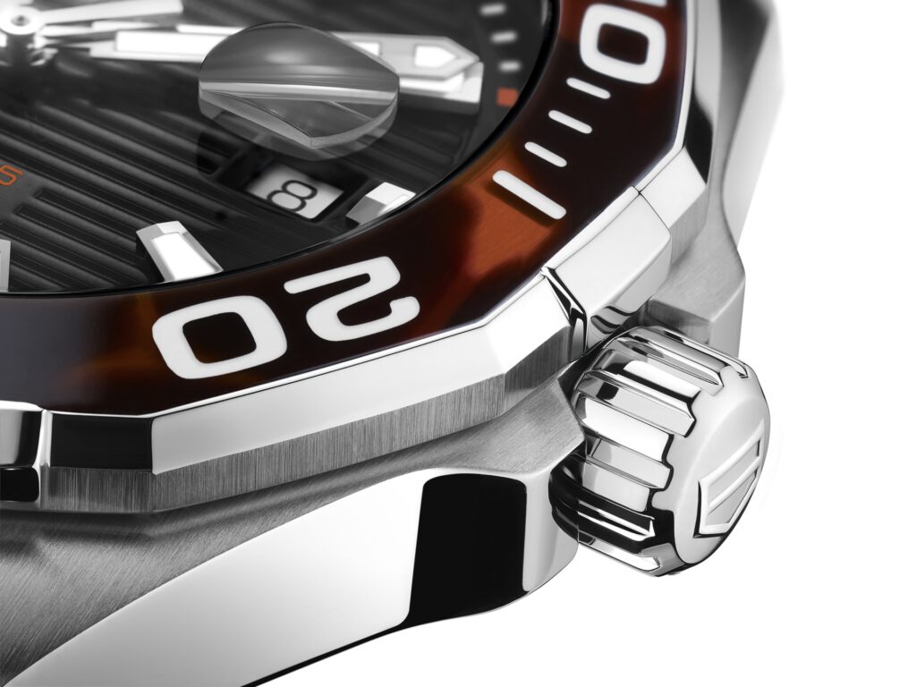 Tortoise Shell Tag Tag Heuer Aquaracer Tortoise Shell Effect เติมสีสันใหม่บนขอบตัวเรือน