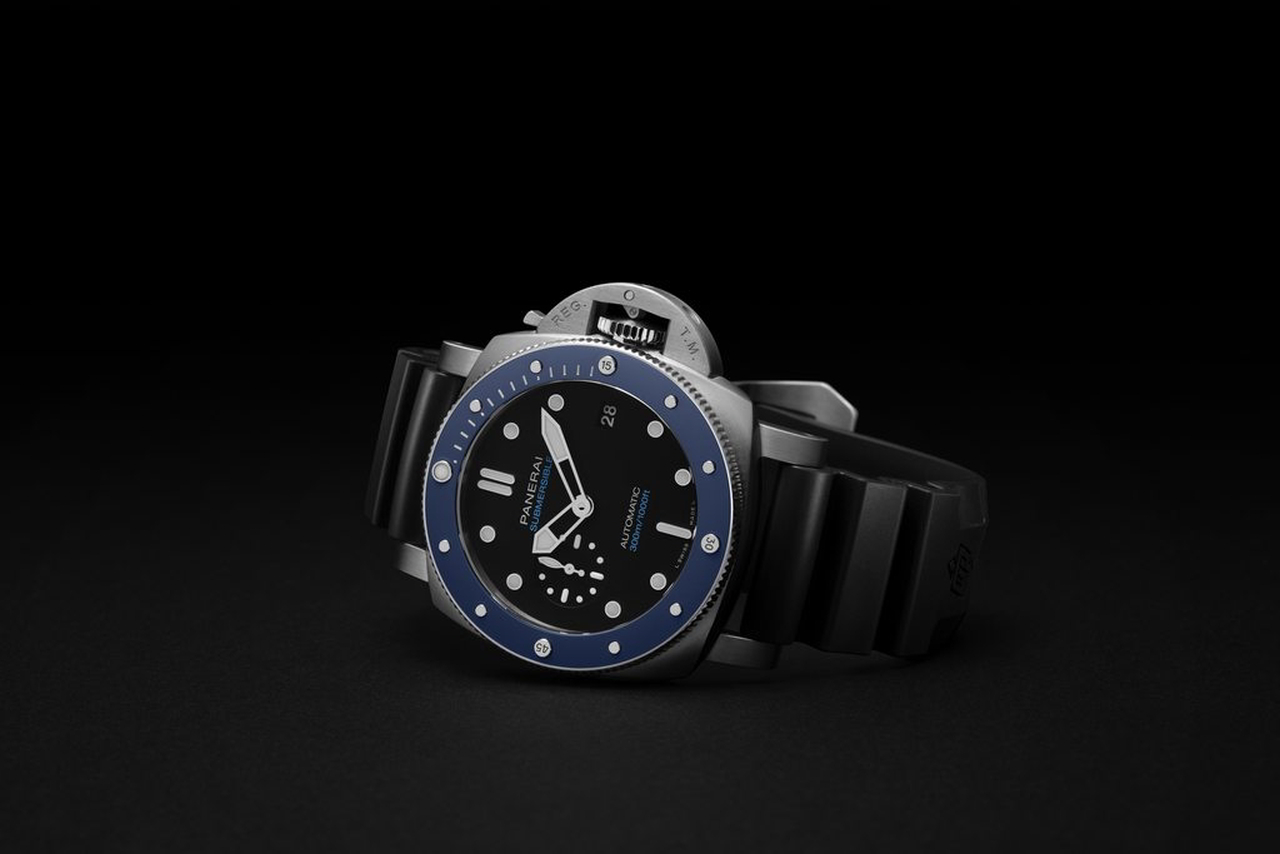 Submersible Azzurro 42MM Submersible Azzurro 42MM