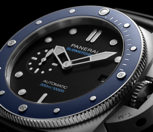 Panerai Submersible Azzurro 42MM Limited Edition