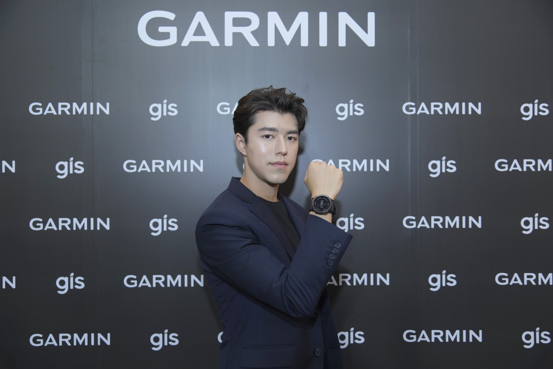 GARMIN SMART WATCH