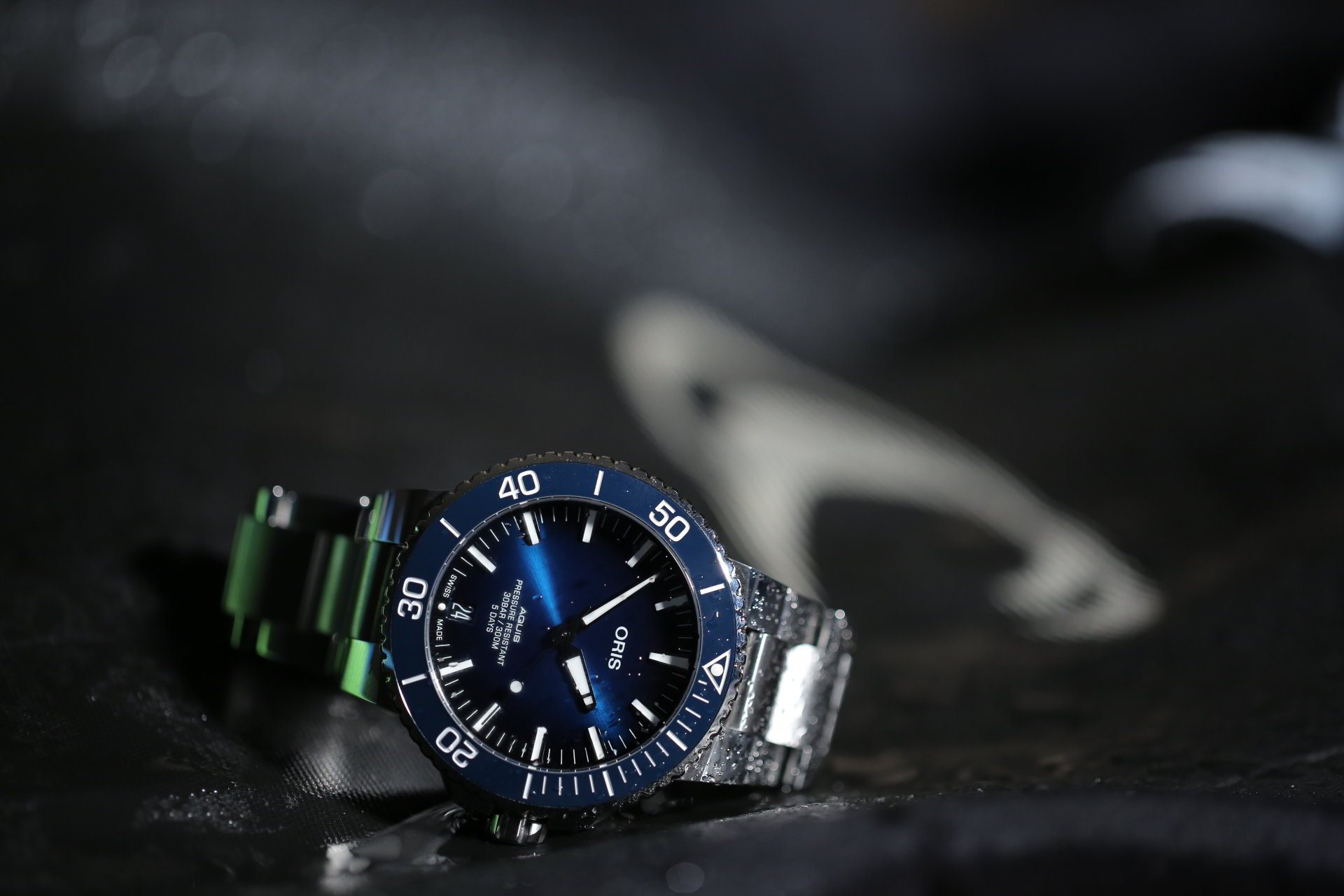 Oris Aquis Date Calibre 400 ยกระดับมาตรฐานกลไกแห่งสวิส Oris Aquis Date