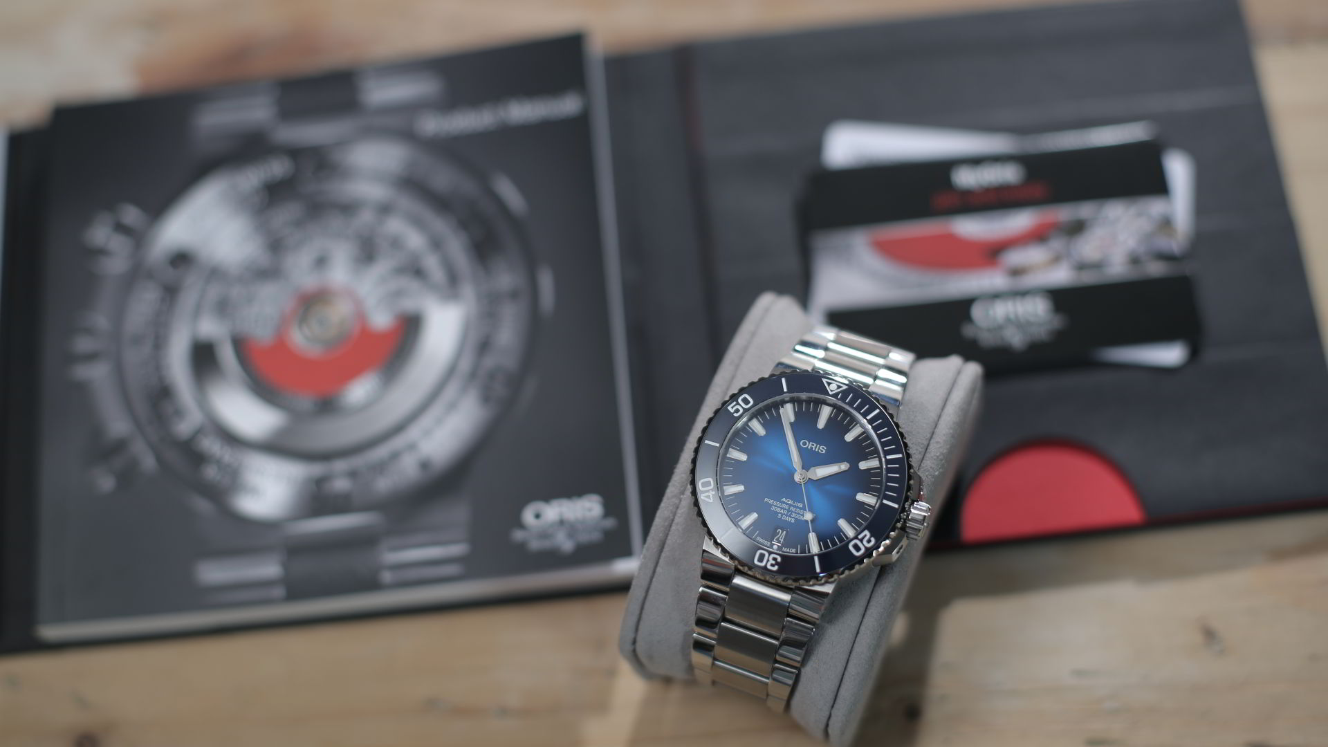 Oris Aquis Date