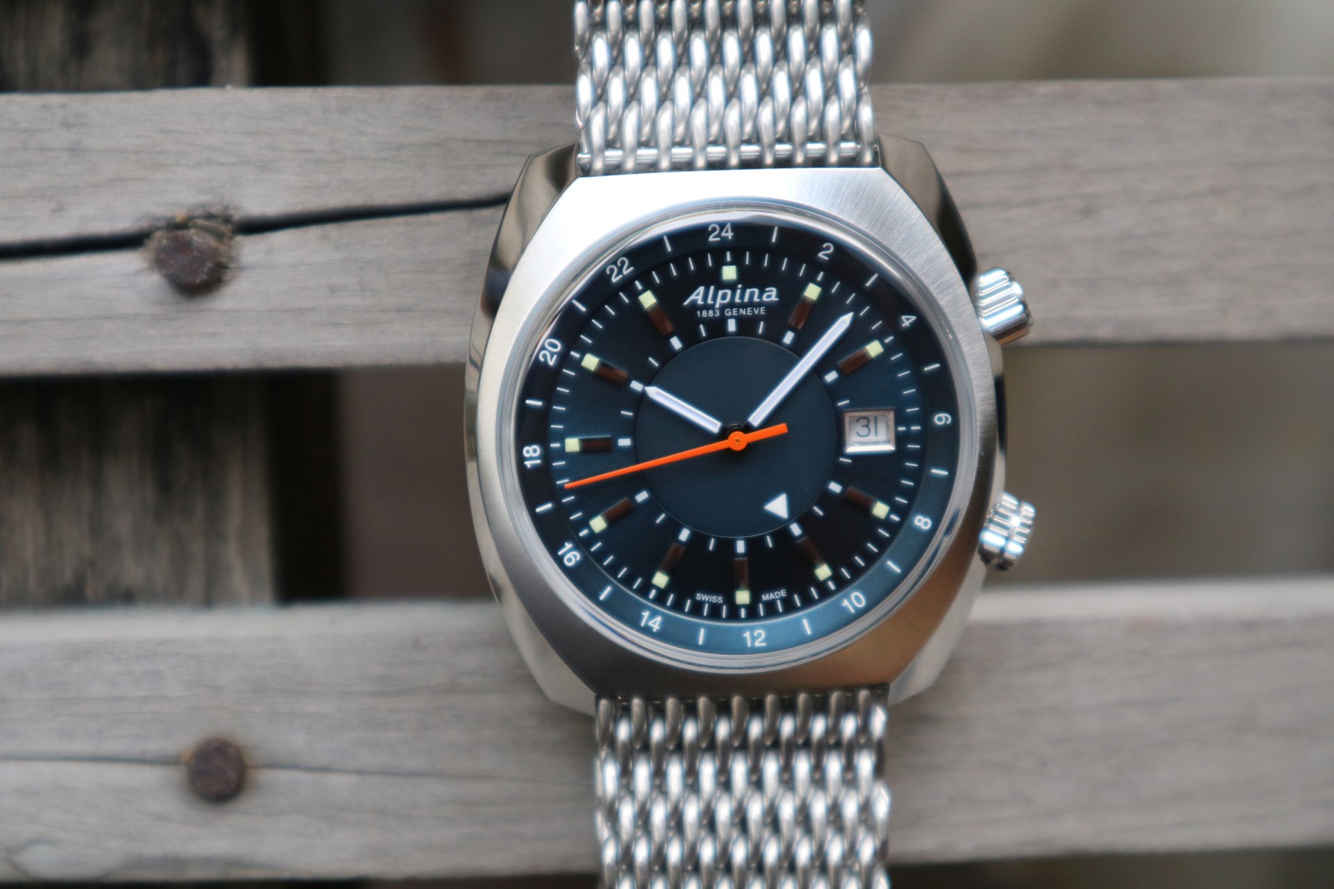Alpina Startimer Pilot Heritage GMT