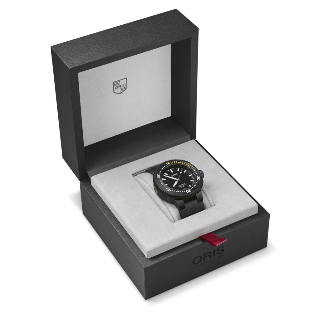 Oris AquisPro Date Calibre 400