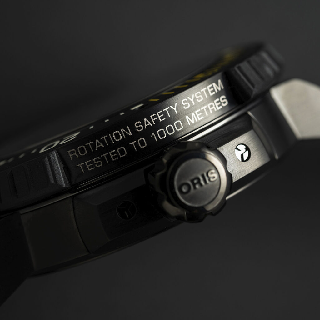 Oris AquisPro Date Calibre 400