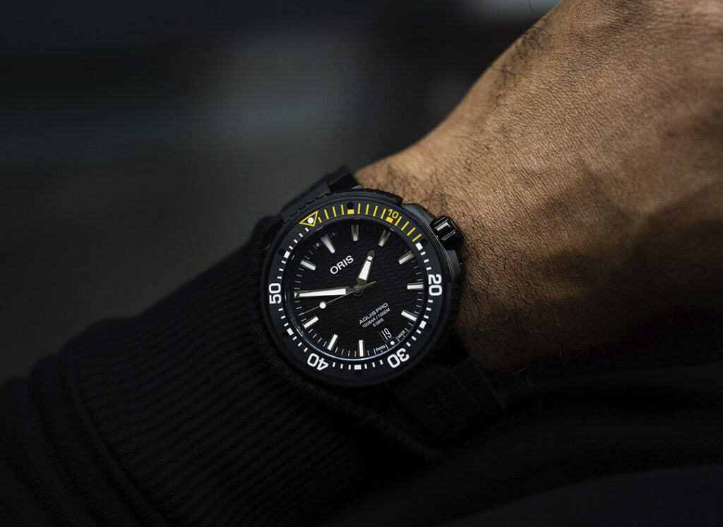 Oris AquisPro Date Calibre 400