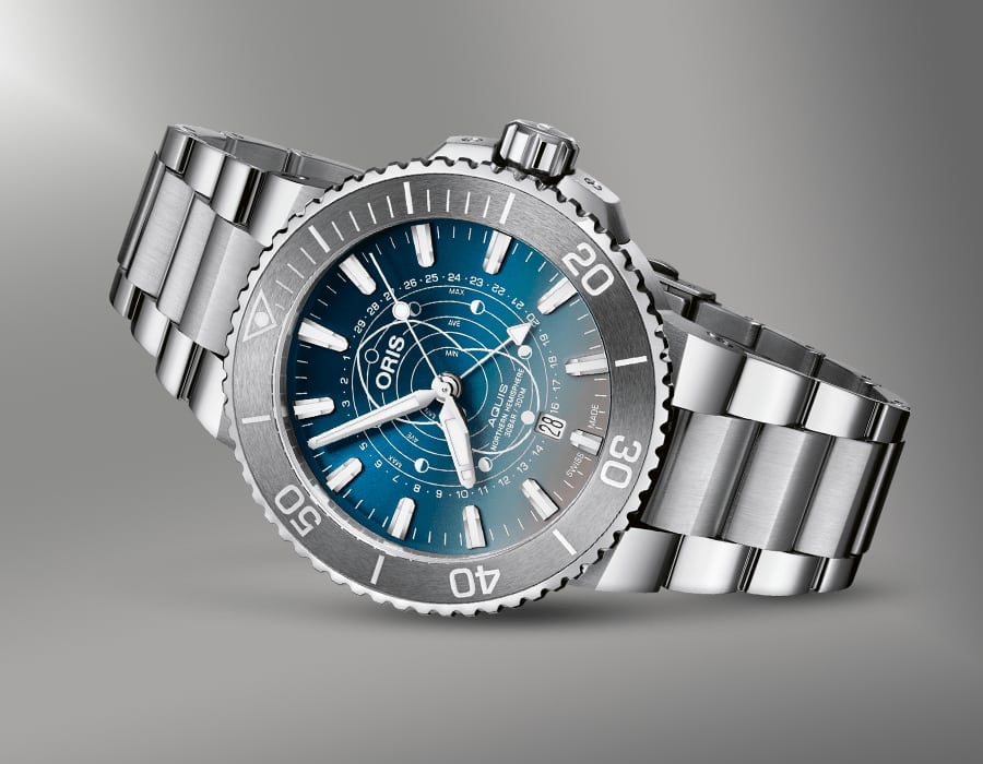 Oris Pointer Moon ฟังก์ชั่นที่พบได้ใน Aquis Dat Watt Oris Pointer Moon