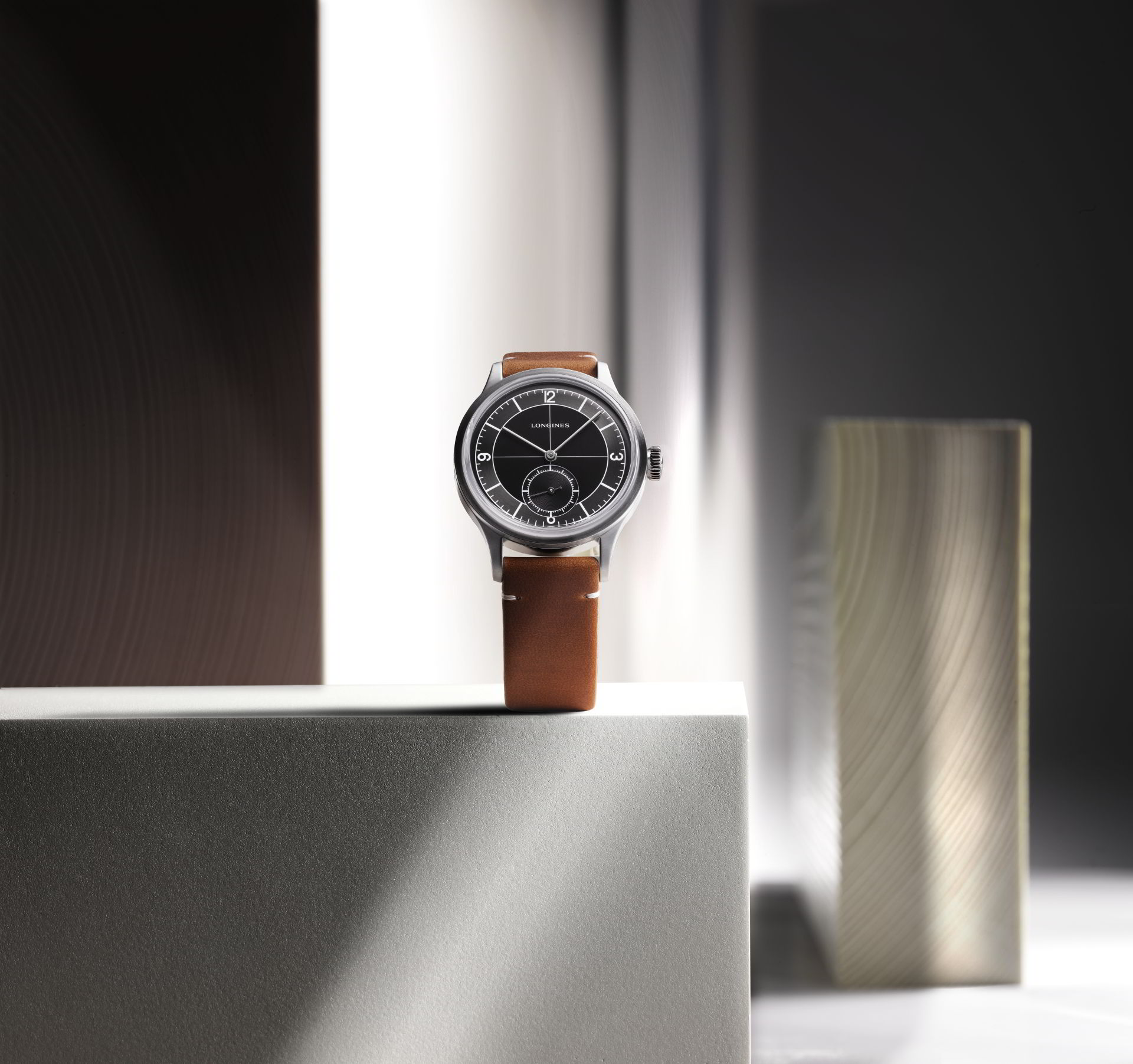 Longines เพิ่มทางเลือกใหม่ให้กับนาฬิการุ่น Heritage Classic Sector Dial