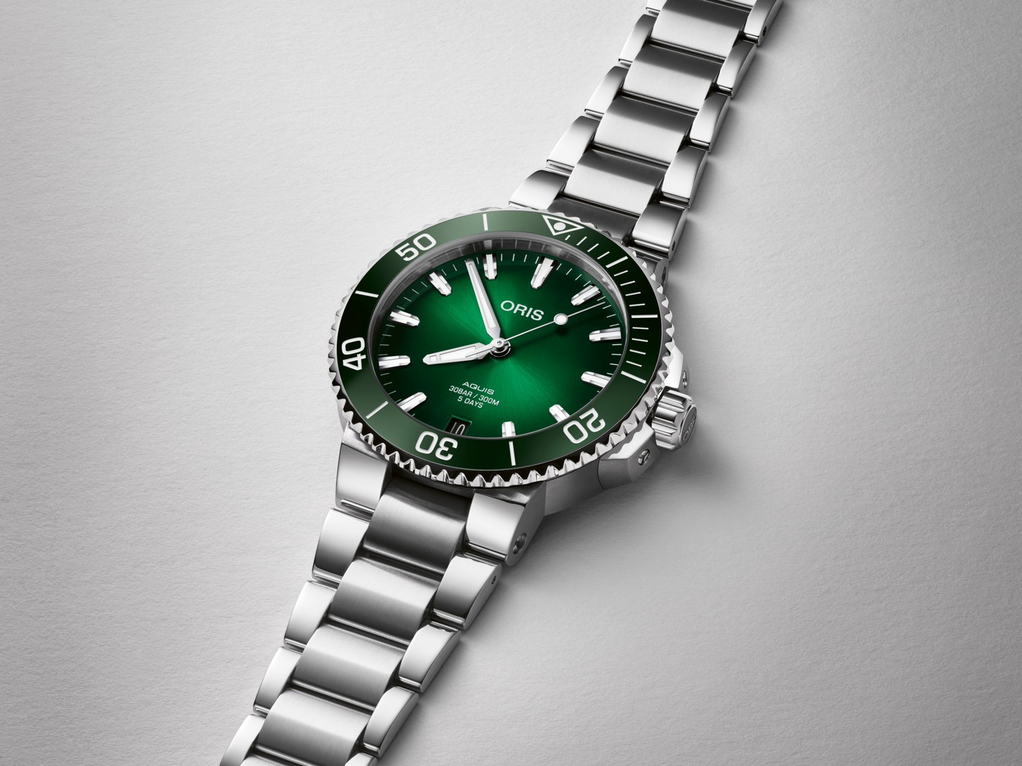 Oris Aquis Date 41.5 mm
