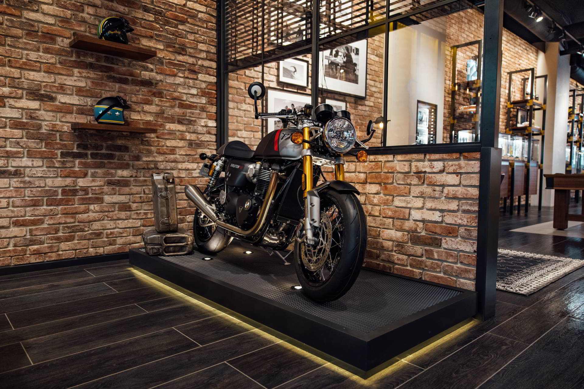 Breitling and Triumph