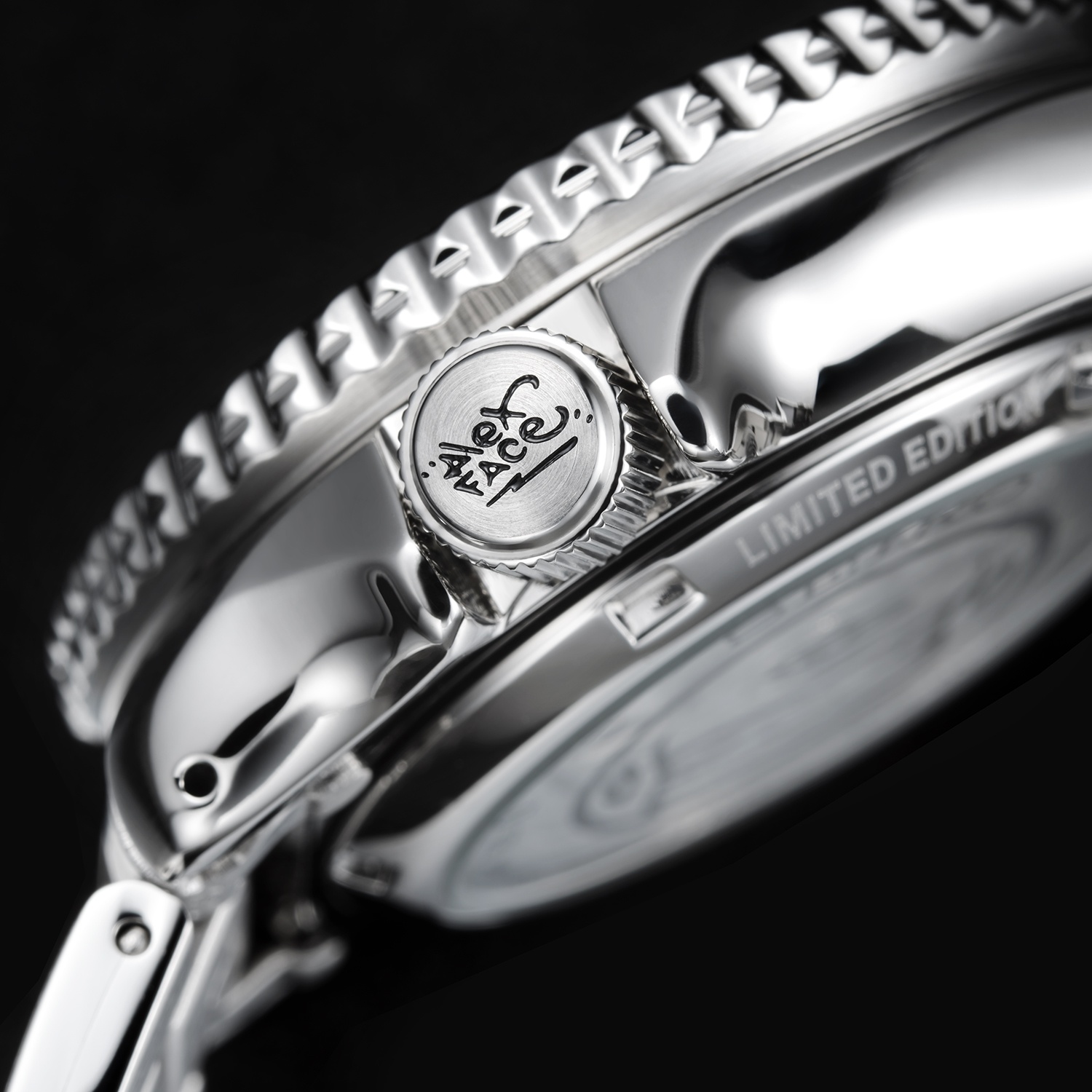 Seiko 5 Sports x Alex Face