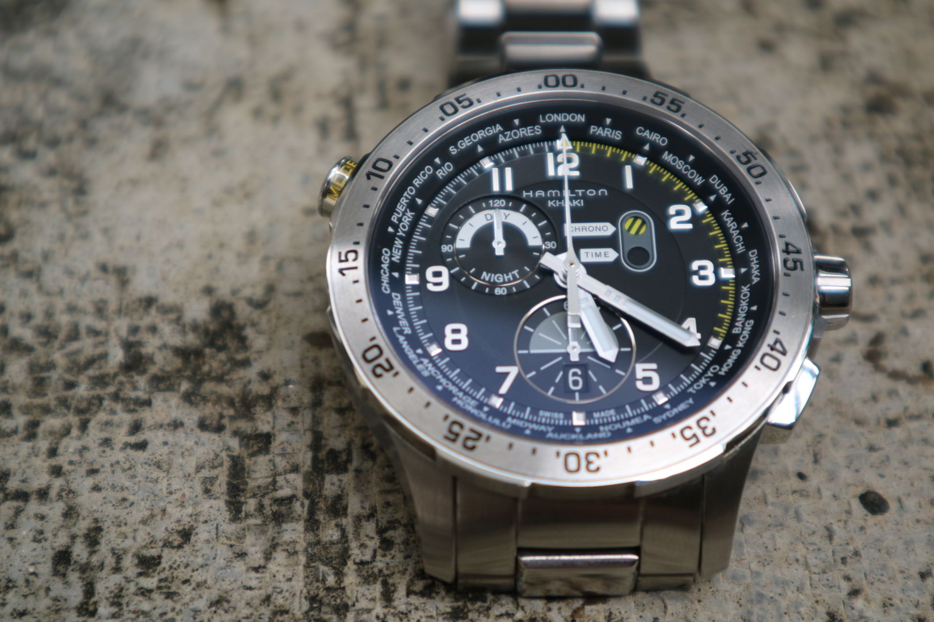 Hamilton Khaki Aviation Worldtimer Chrono