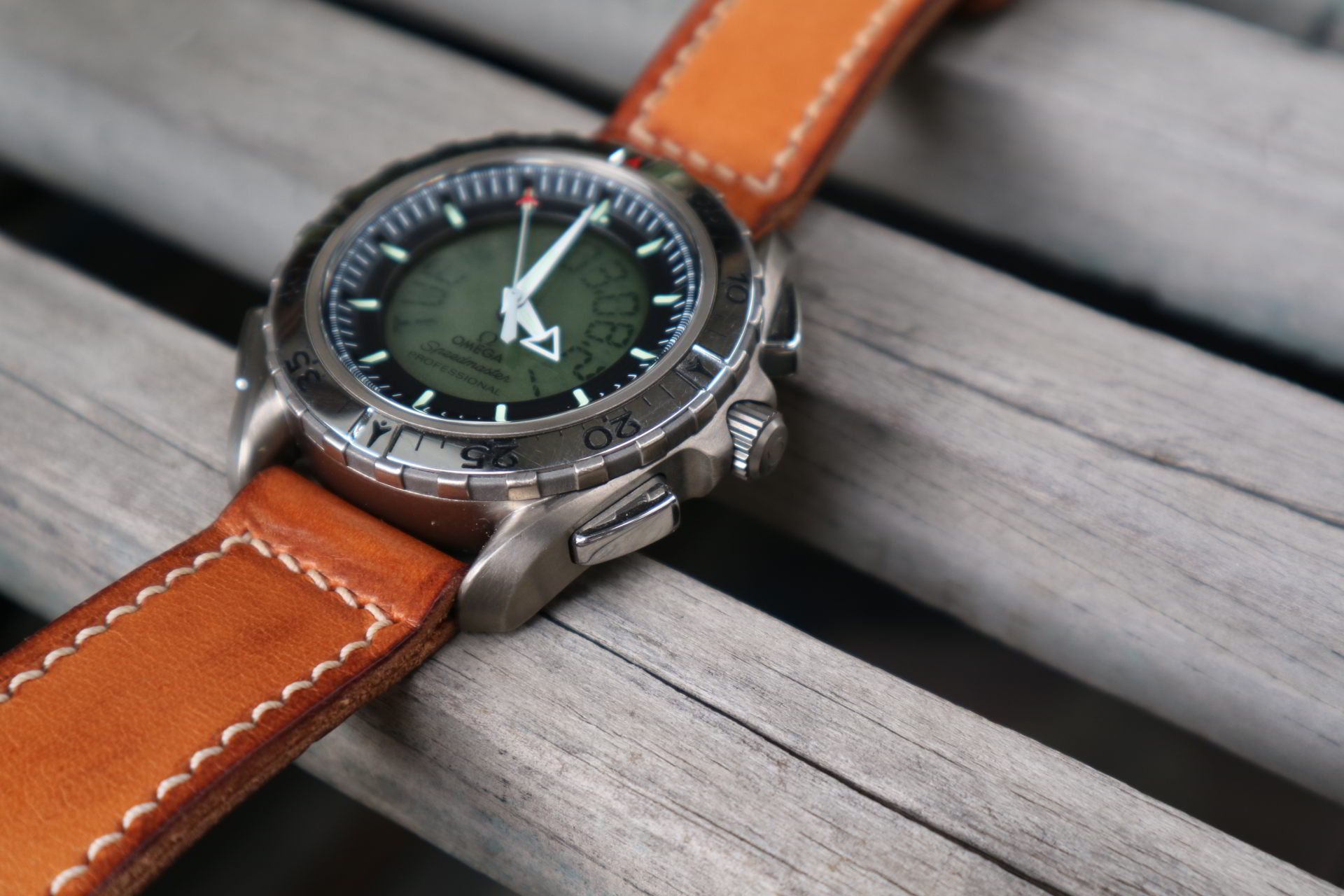 Omega Speedmaster X-33