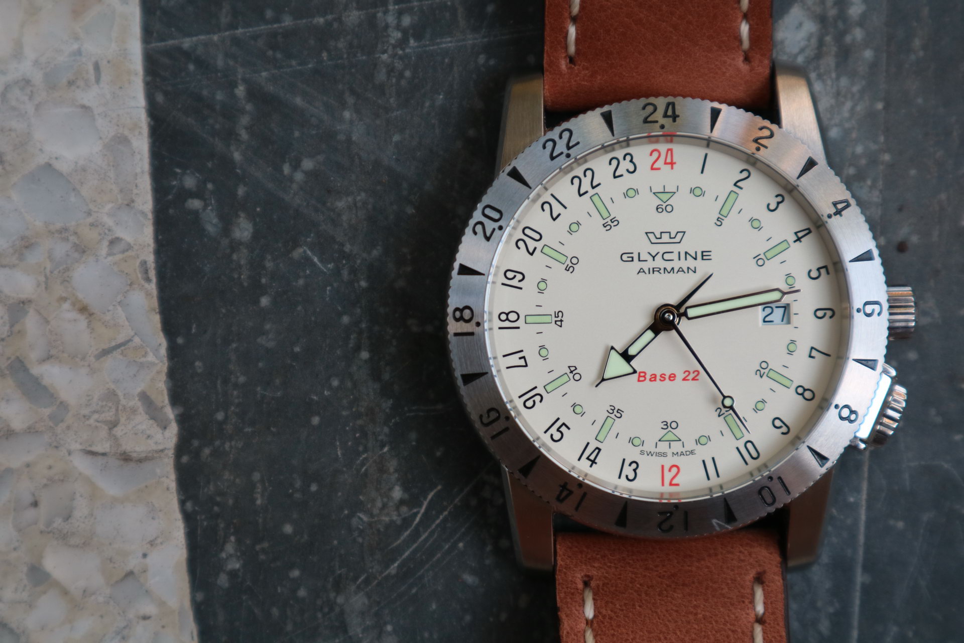 Glycine Airman Base 22 Purist สานต่อตำนานเดินวันละรอบจากรุ่นดั้งเดิม Glycine Airman Base 22 Purist