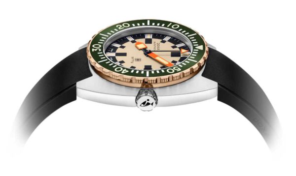 Doxa Army Steel