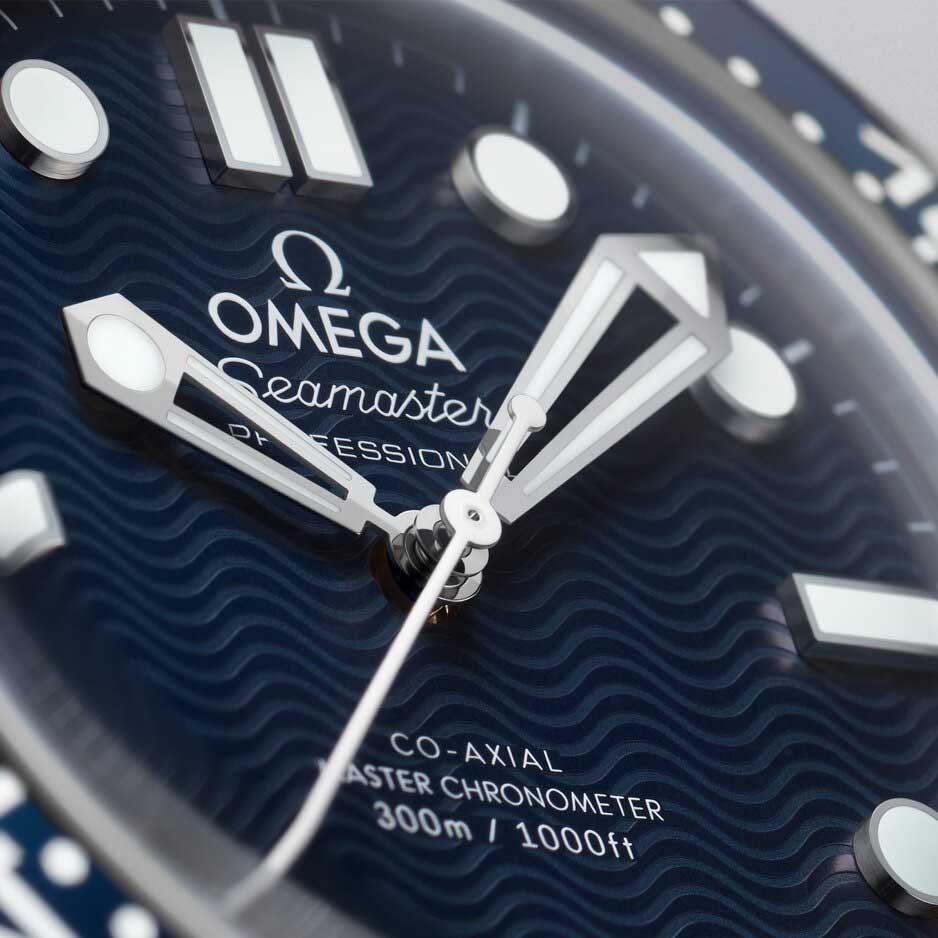 OMEGA Seamaster Diver 300m James Bond 60th Anniversary