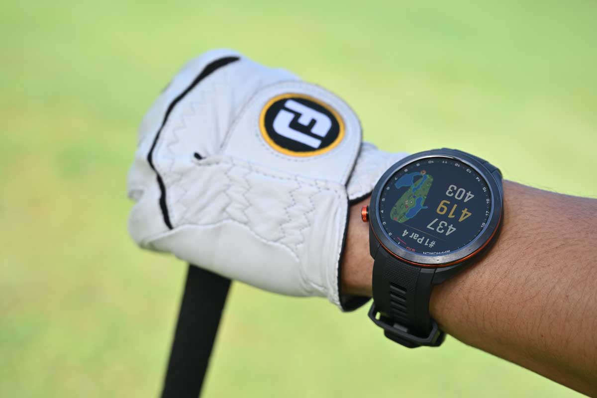 Garmin APPROACH S70