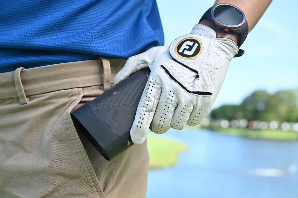 Garmin APPROACH S70