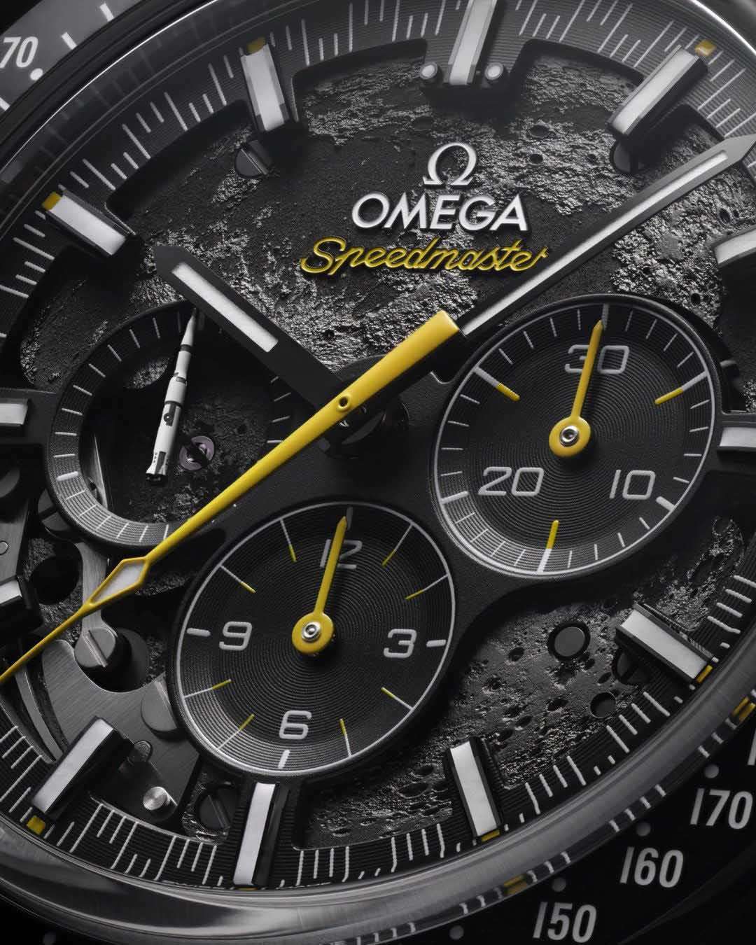 OMEGA Speedmaster Dark Side of the Moon Apollo 8
