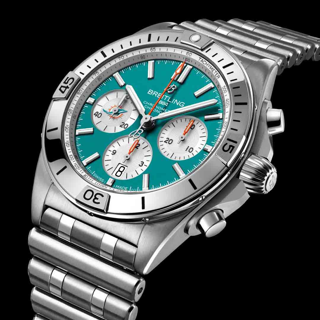 Breitling Chronomat B01 NFL Edition