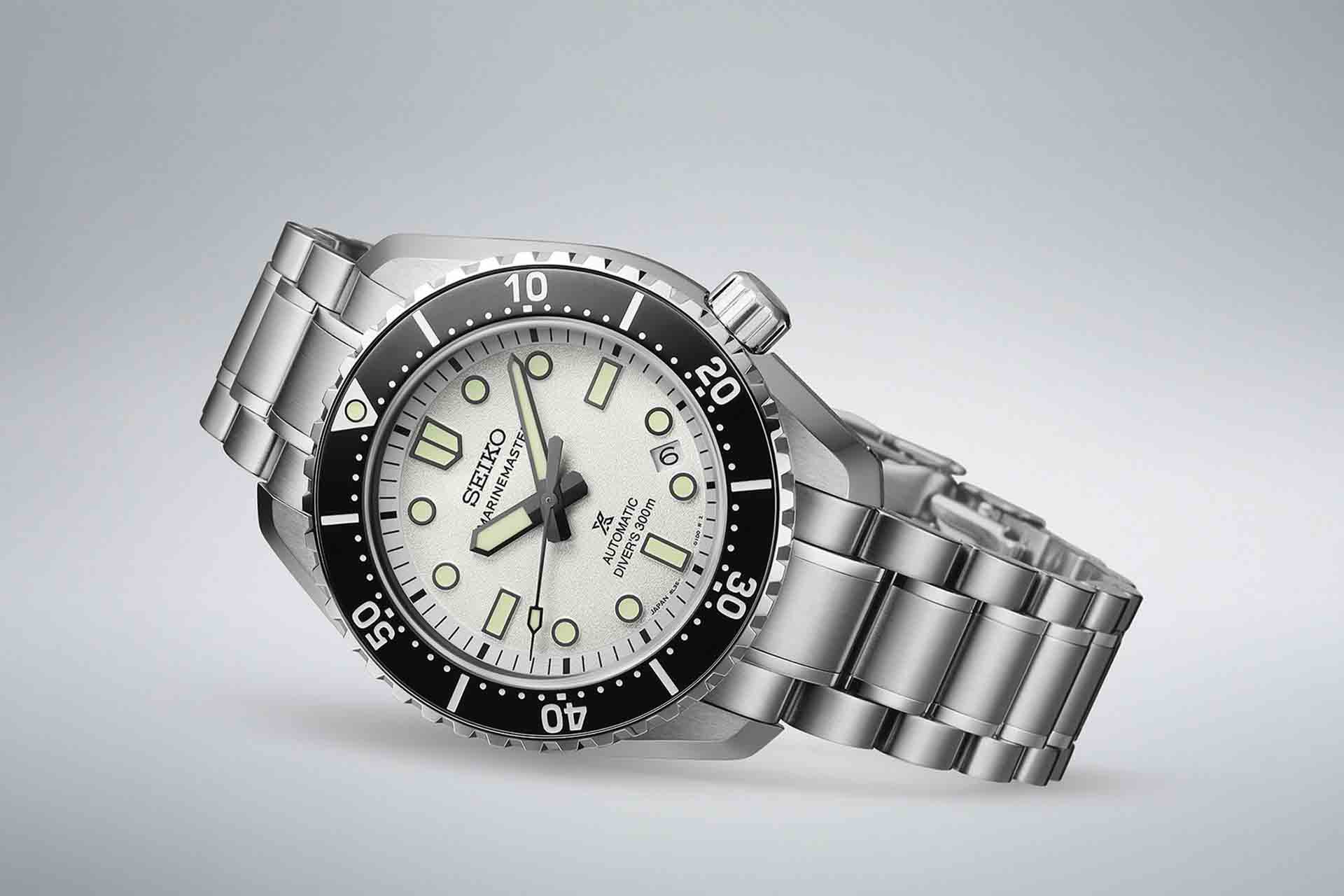 Seiko MarineMaster 300M SLA077 และ SLA079