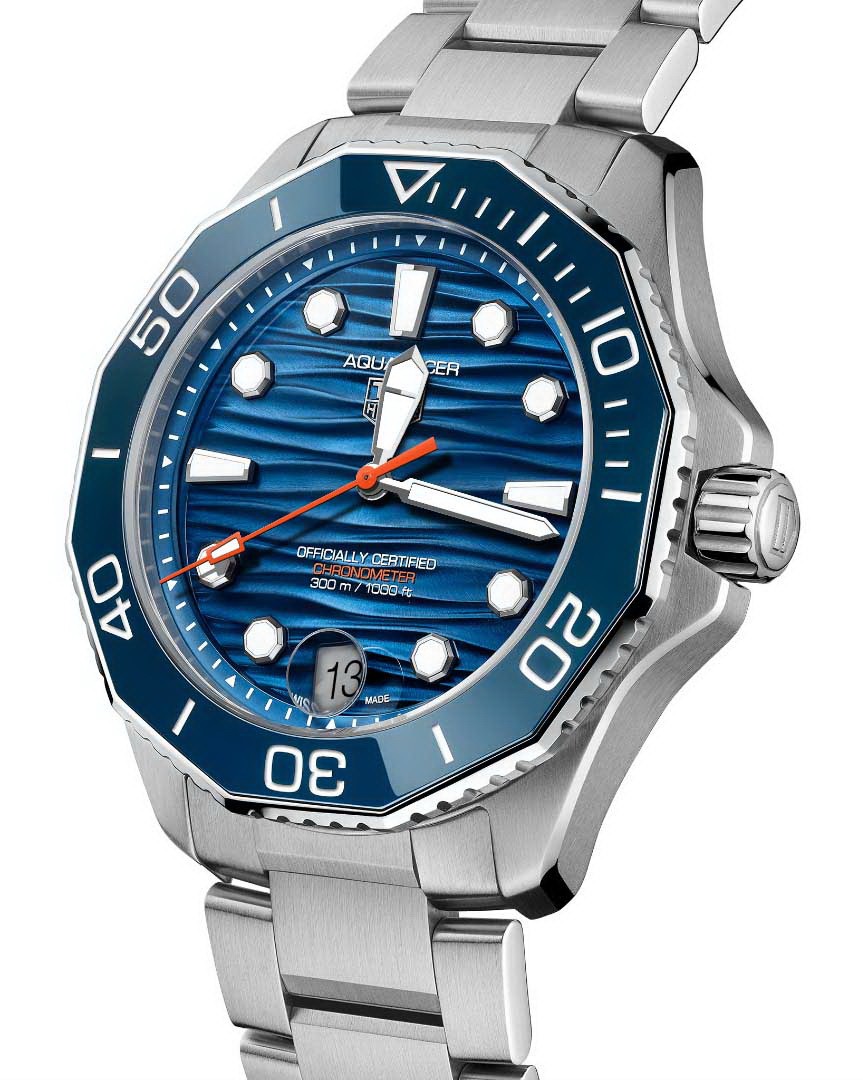 TAG Heuer Aquaracer Professional 300 Date Blue – 42 mm
