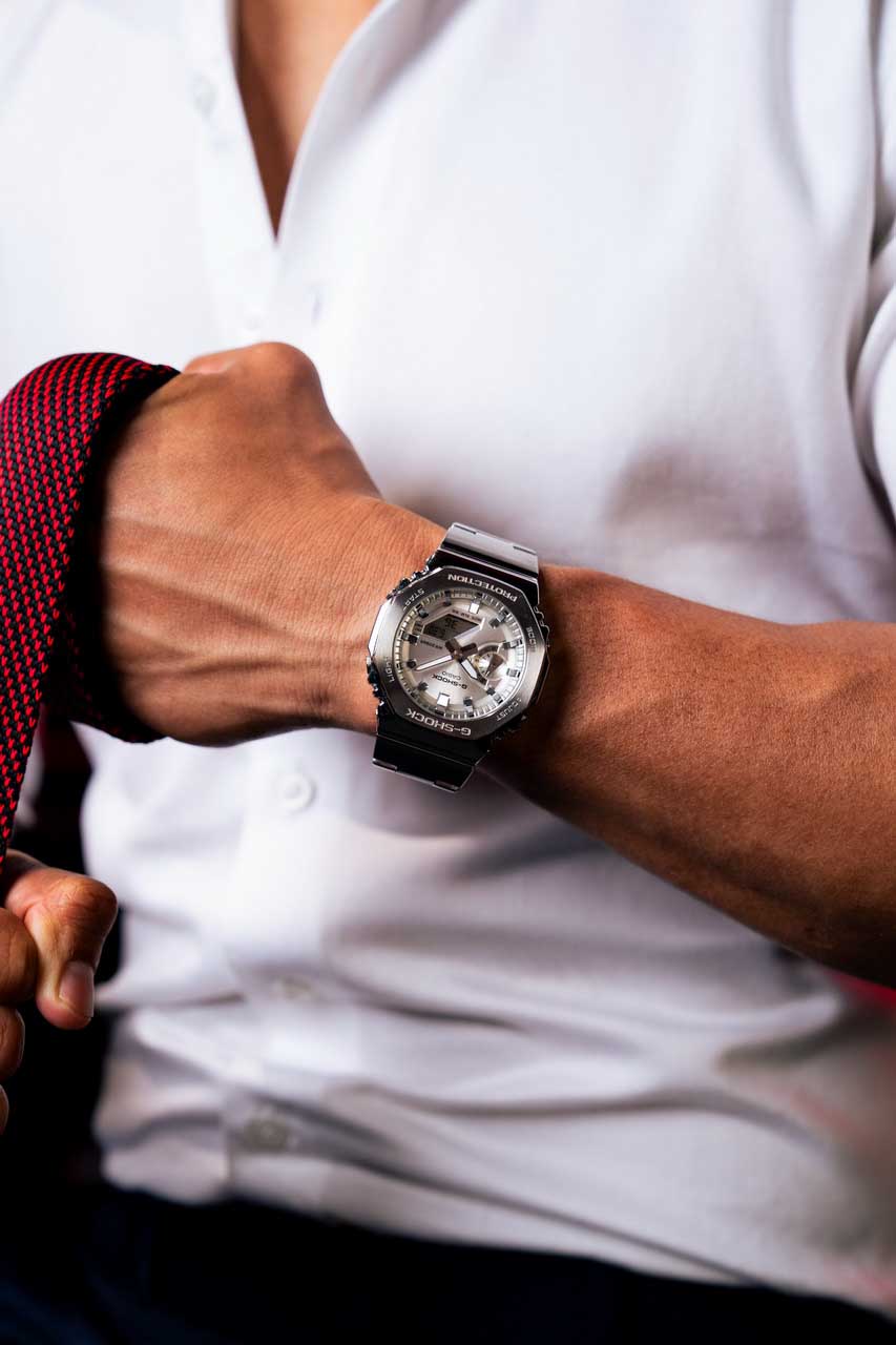 Casio G-SHOCK ซุปเปอร์บอน สิงห์มาวิน