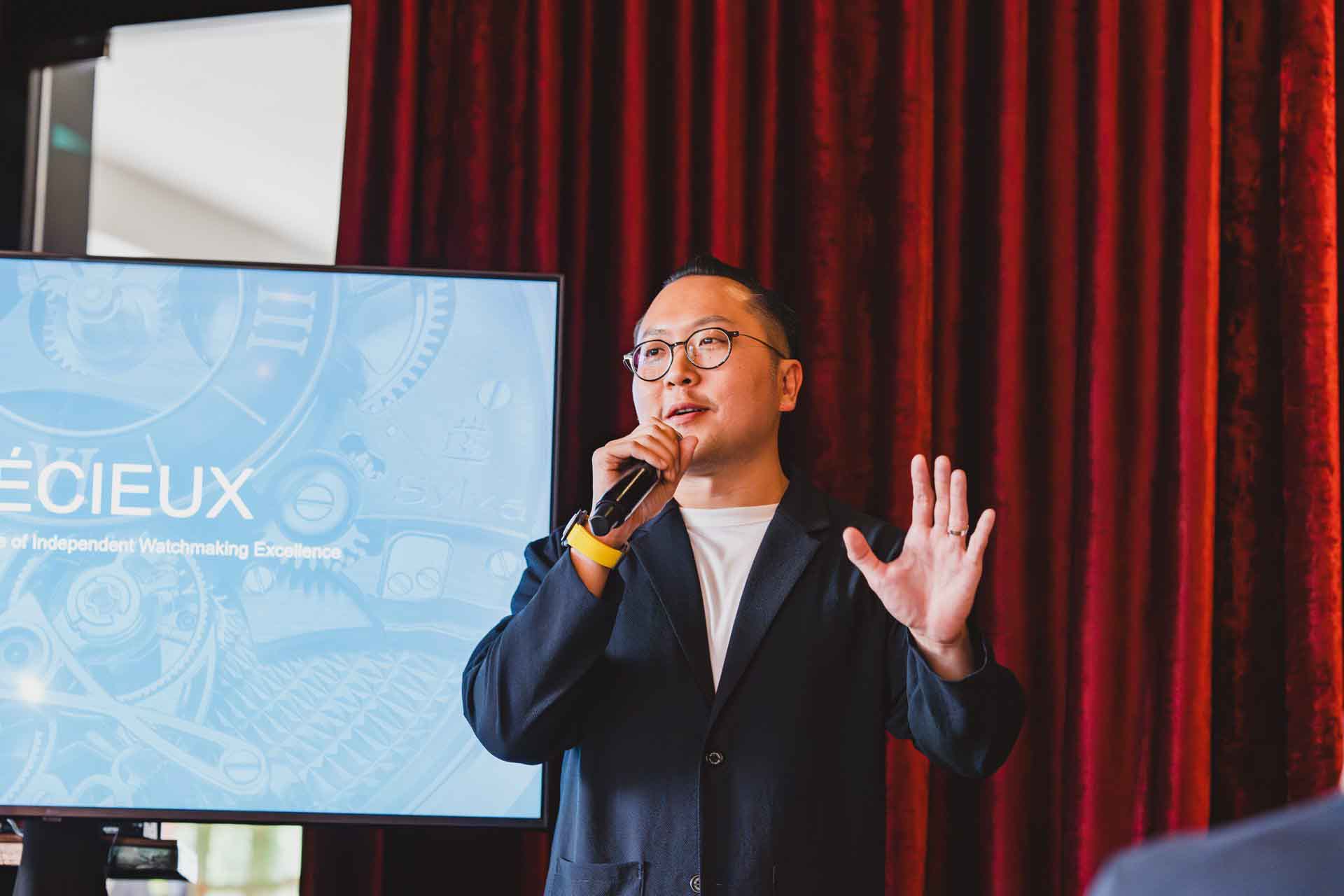 PRÉCIEUX (THAILAND)