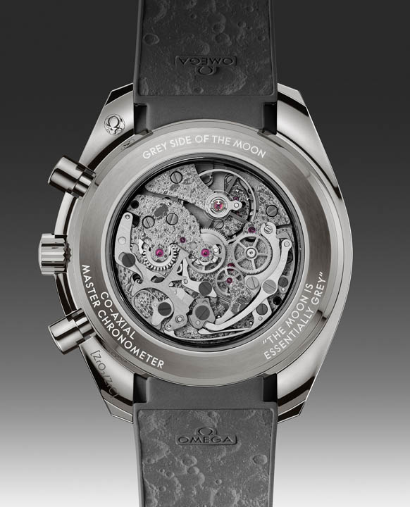 OMEGA Speedmaster Grey Side Of The Moon 2025 เปลี่ยนร่างบนตัวเรือนเซรามิกเทา OMEGA Speedmaster Grey Side Of The Moon 2025