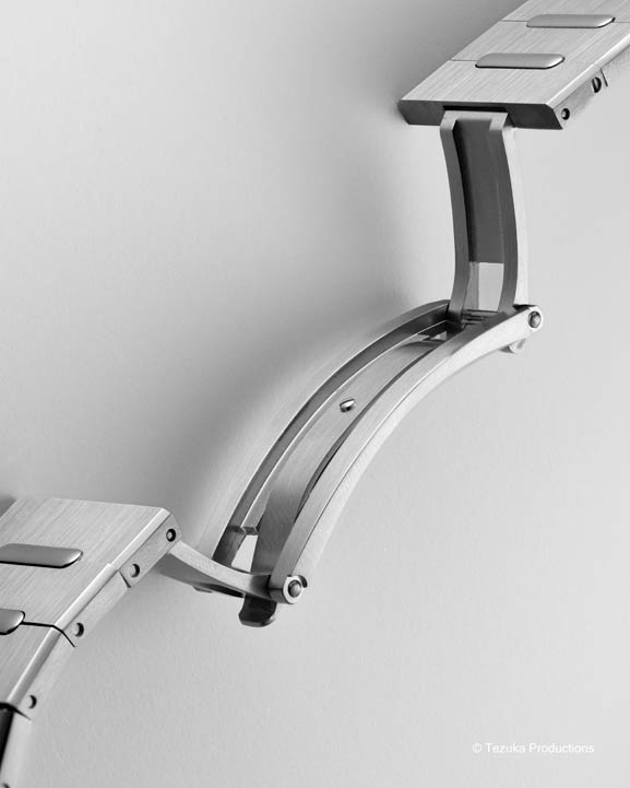 Louis Erard x Astro Boy สู่โลก Pop Culture กับความหลงใหลในวัยเด็ก นาฬิการุ่นพิเศษ Louis Erard x Astro Boy นับเป็นการประกาศความร่วมมือครั้งสำคัญ ในการก้าวเข้าสู่โลกของป๊อปอาร์ตอย่างเต็มรูปแบบผ่านนาฬิการุ่น 2340