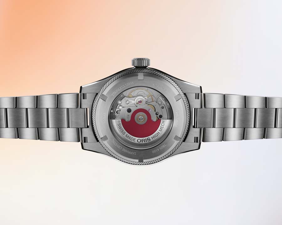 ORIS Big Crown ProPilot ปรับโฉมใหม่ (2025) สวย หรูหราในดีไซน์ Earth Tone กลไกอัตโนมัติ ORIS 733 โรเตอร์แดง ฝาหลังใสของ ORIS Big Crown ProPilot