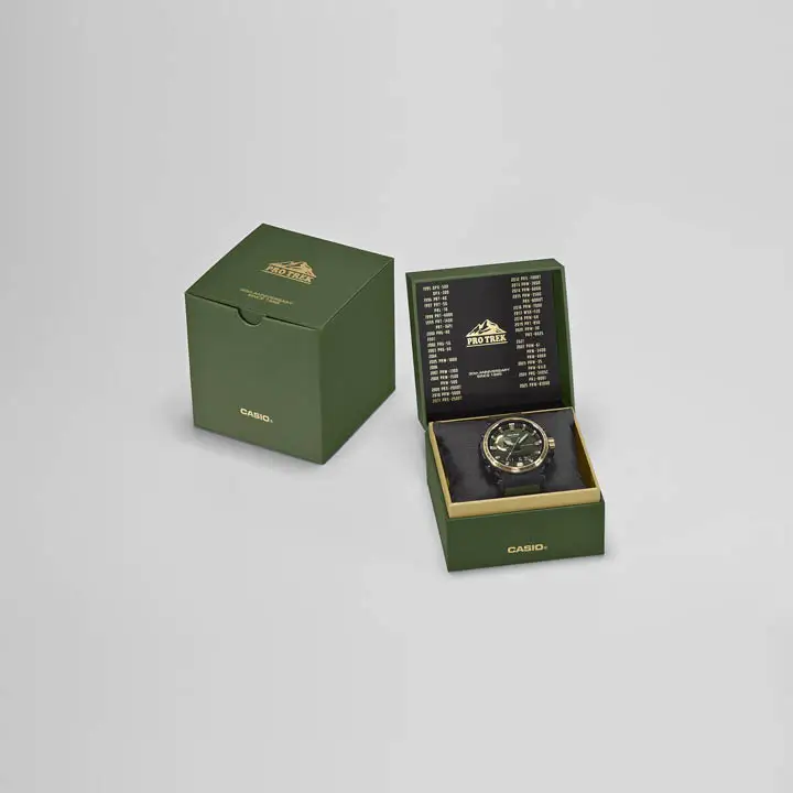 ภาพรวมนาฬิกา Casio Protrek 30th Anniversary Edition ทั้ง 2 รุ่น (PRW-61ANS และ PRG340ANS) ในกล่องพิเศษ