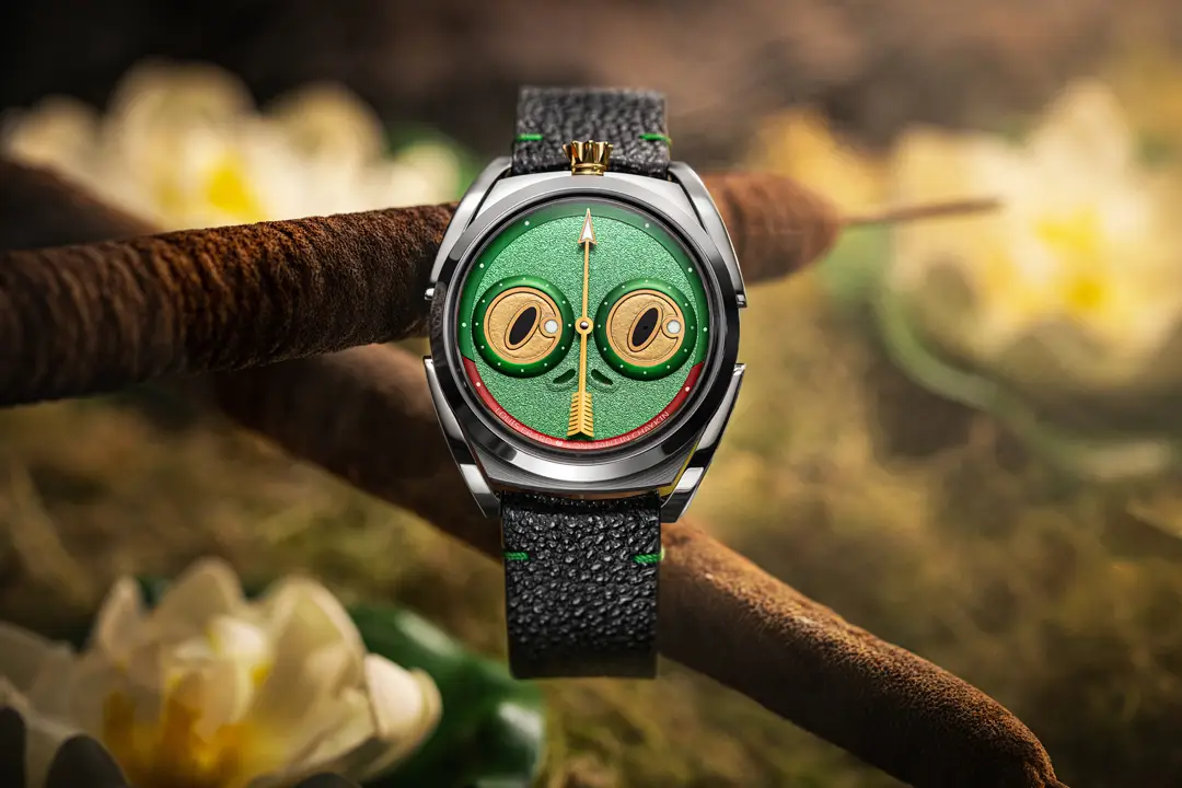 Louis Erard x Konstantin Chaykin Unfrogettable: การกลับมาของ "เจ้าหญิงกบ" ผู้ทลายทุกกรอบประเพณี สายหนัง Himeji Kurozan Black Diamond Leather บนนาฬิกา Unfrogettable
