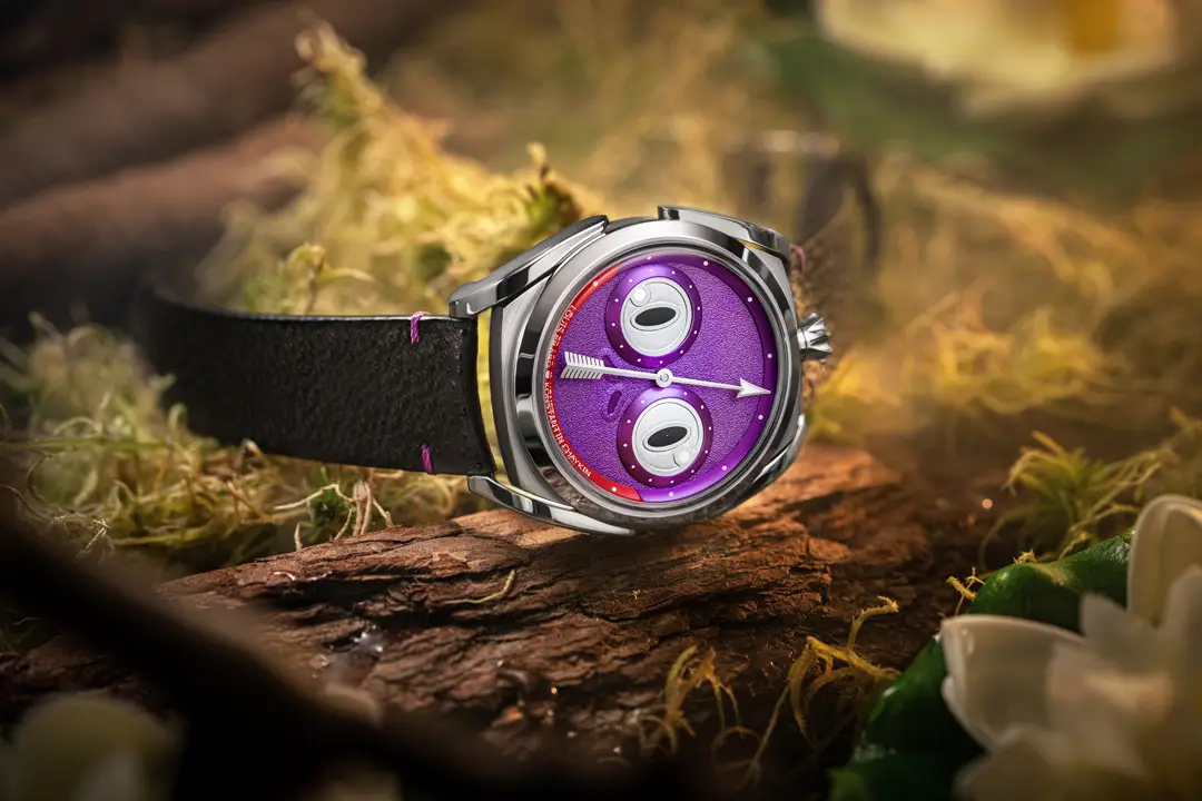 Louis Erard x Konstantin Chaykin Unfrogettable: การกลับมาของ "เจ้าหญิงกบ" ผู้ทลายทุกกรอบประเพณี Louis Erard x Konstantin Chaykin Unfrogettable หน้าปัดสีเขียว Regulator แสดงผลแบบเจ้าหญิงกบ