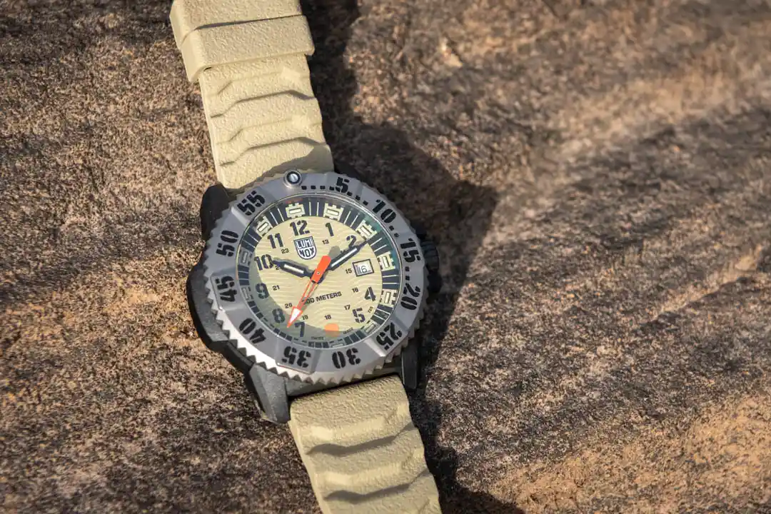 แรงบันดาลใจจากความงดงามและท้าทายของ "สามพันโบก" ภูมิประเทศลุ่มแม่น้ำโขง จังหวัดอุบลราชธานี,Luminox MIL-SPEC Thailand Limited Edition, นาฬิกา Limited Edition ไทย, Luminox CARBONOX+, สามพันโบก, นาฬิกาดำน้ำทหาร, ราคา Luminox 39500