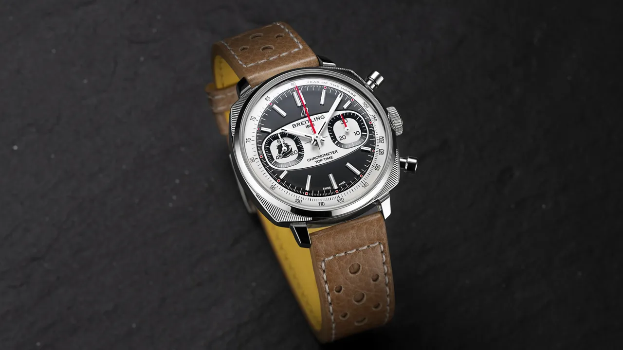 Breitling Top Time B01 Shadow Rider Limited Edition เร็วแรงรับปีม้า หน้าปัดนาฬิกา Breitling Top Time B01 Shadow Rider Limited Edition ลายม้า