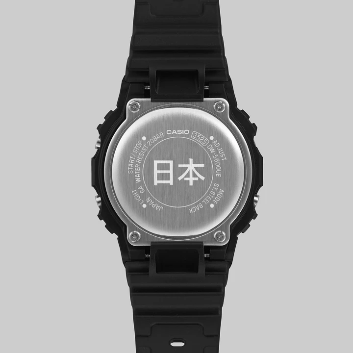 Casio G-SHOCK DW-5600KH เพิ่ม 2 รุ่นใหม่จากภาพวาด Hokusai ฝาหลังสลักตัวอักษรคันจิ Nihon (Japan) ของรุ่น Made in Japan